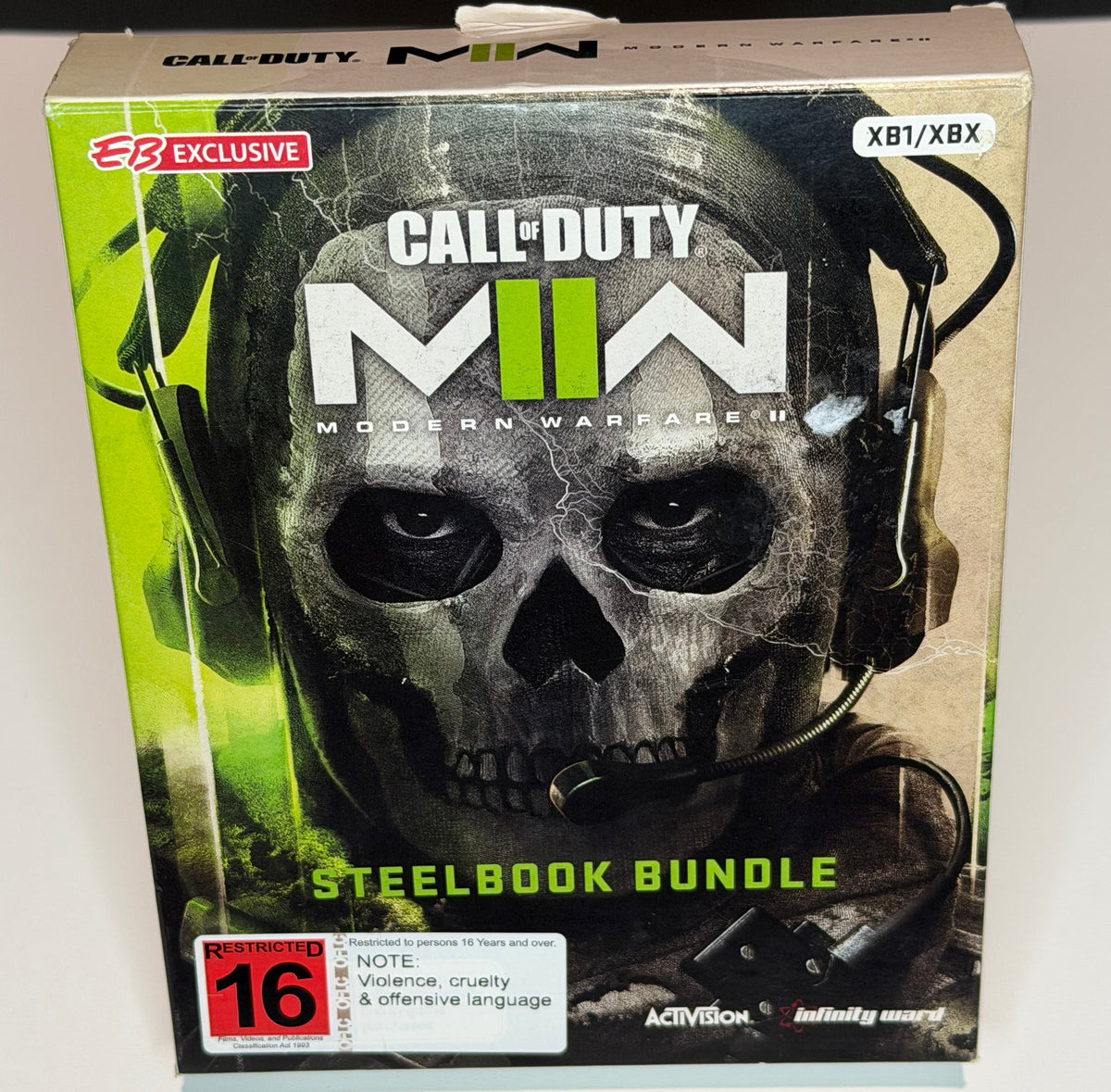 Call of Duty: Modern Warfare II – EB Games Exclusive SteelBook Bundle – Xbox
